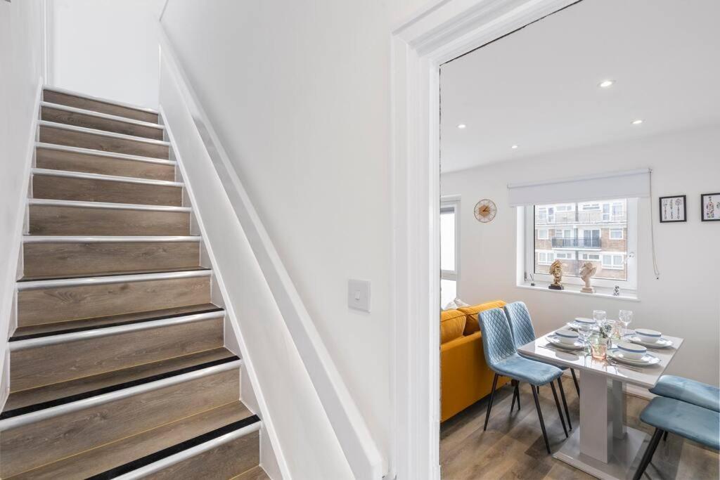 Ferienwohnung Shard View 2Br Next Tower Bridge London Exterior foto